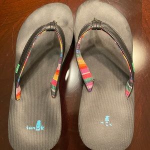 Sanuk Wedge flip flops